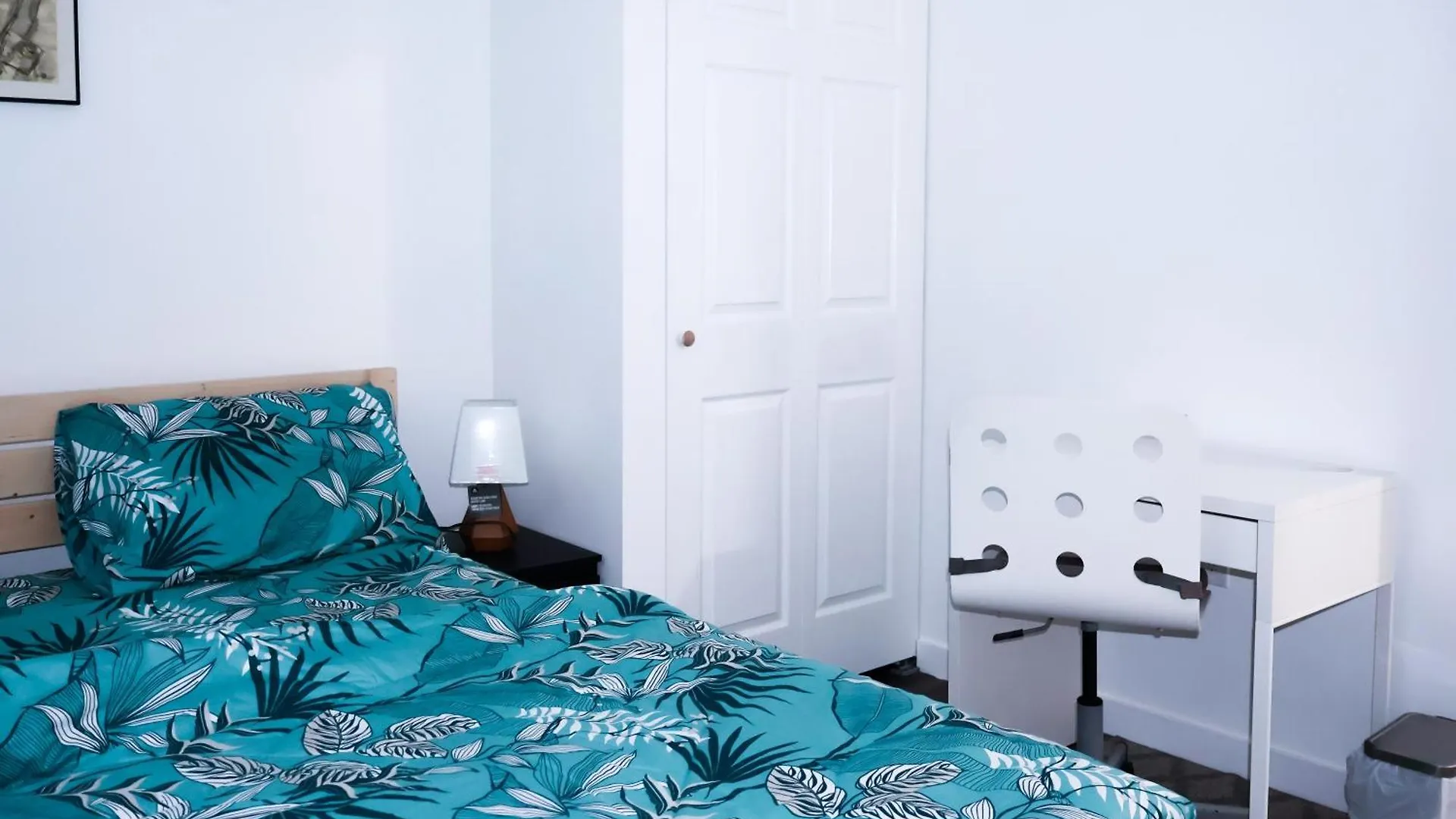Cozy 2 Bedroom Basement Suite Winnipeg Canada