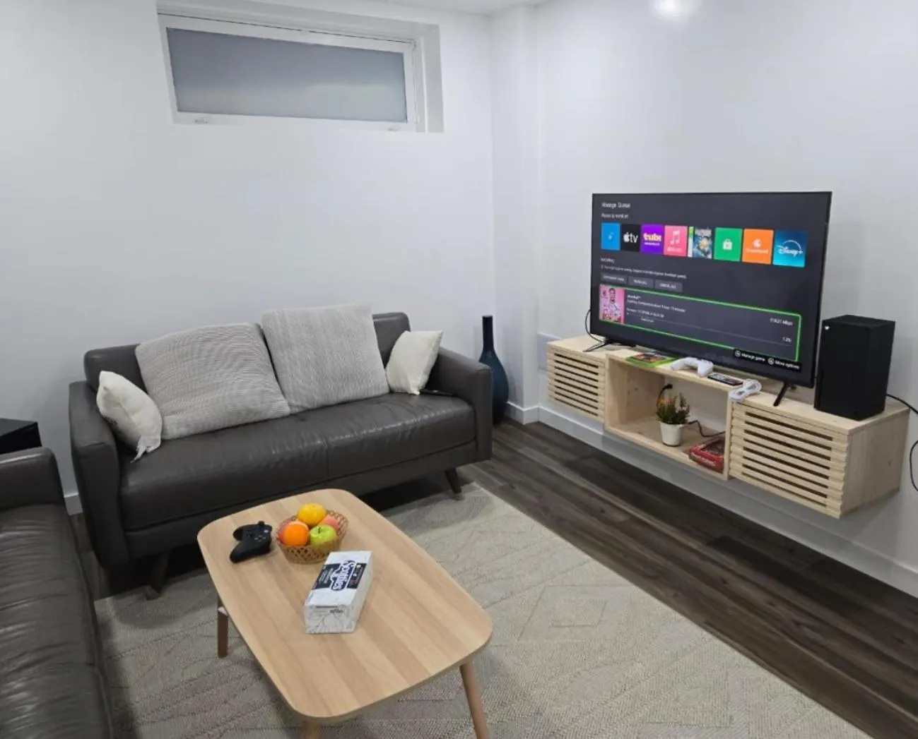 Cozy 2 Bedroom Basement Suite Winnipeg Apartment
